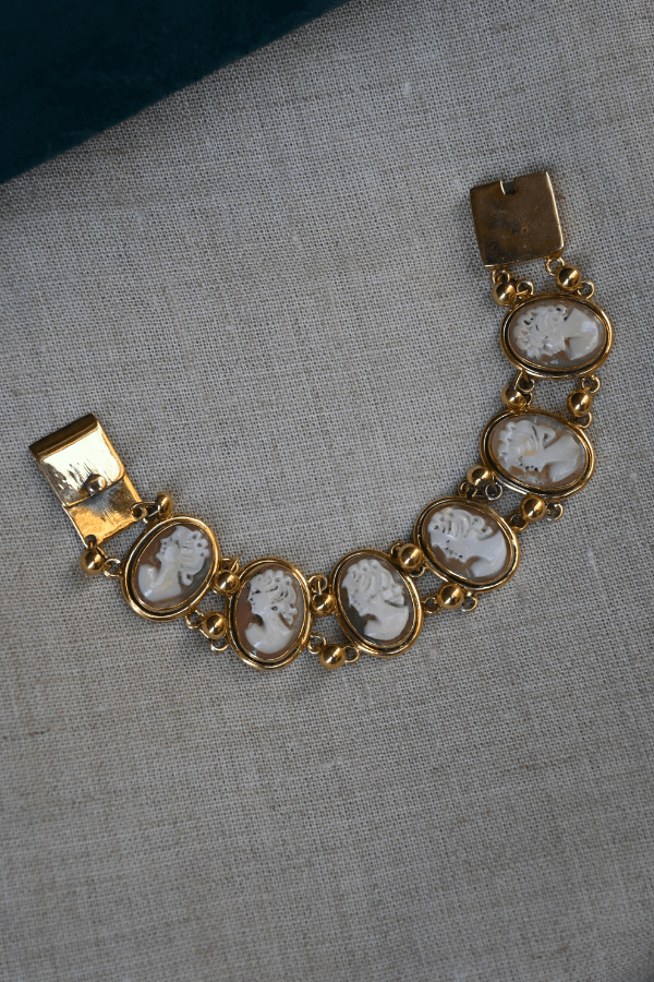 Cammeo Bracelet Cammeo Bracelet - Image 1