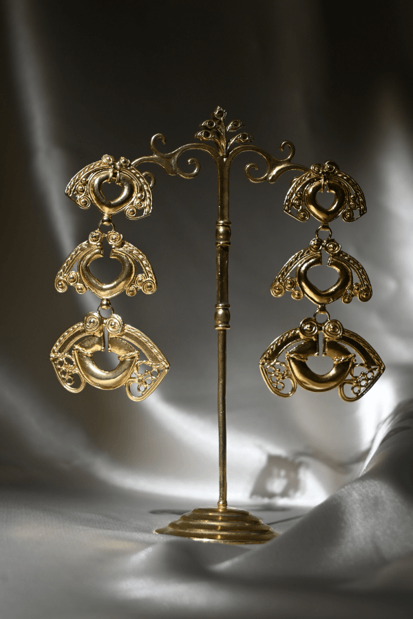 Medea_Earrings_1 Medea Earrings - Image 1