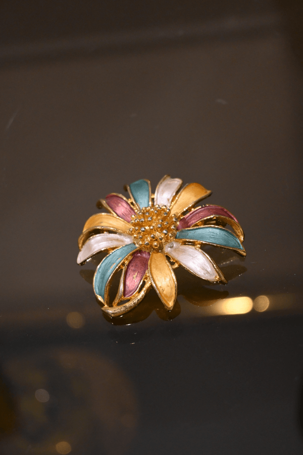 Flowery_Brooch Flowery Brooch - Image 1