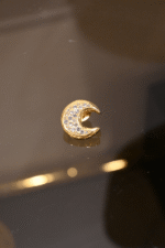 Moon Vintage Brooch - Image 2