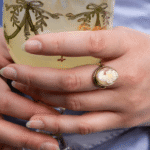 Cammeo Ring