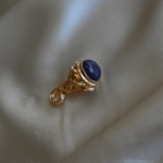 Leaf Seal Charm